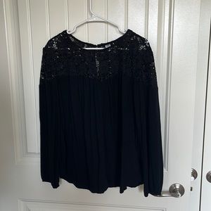 OLD NAVY rayon blouse with lace detail size XL EUC